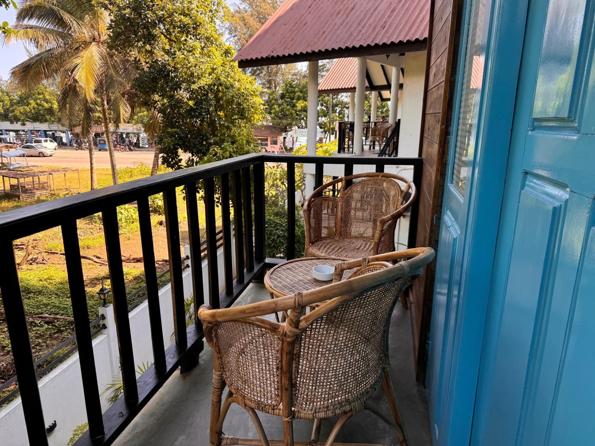 Neo Bay Hotel Weligama Eksteriør billede