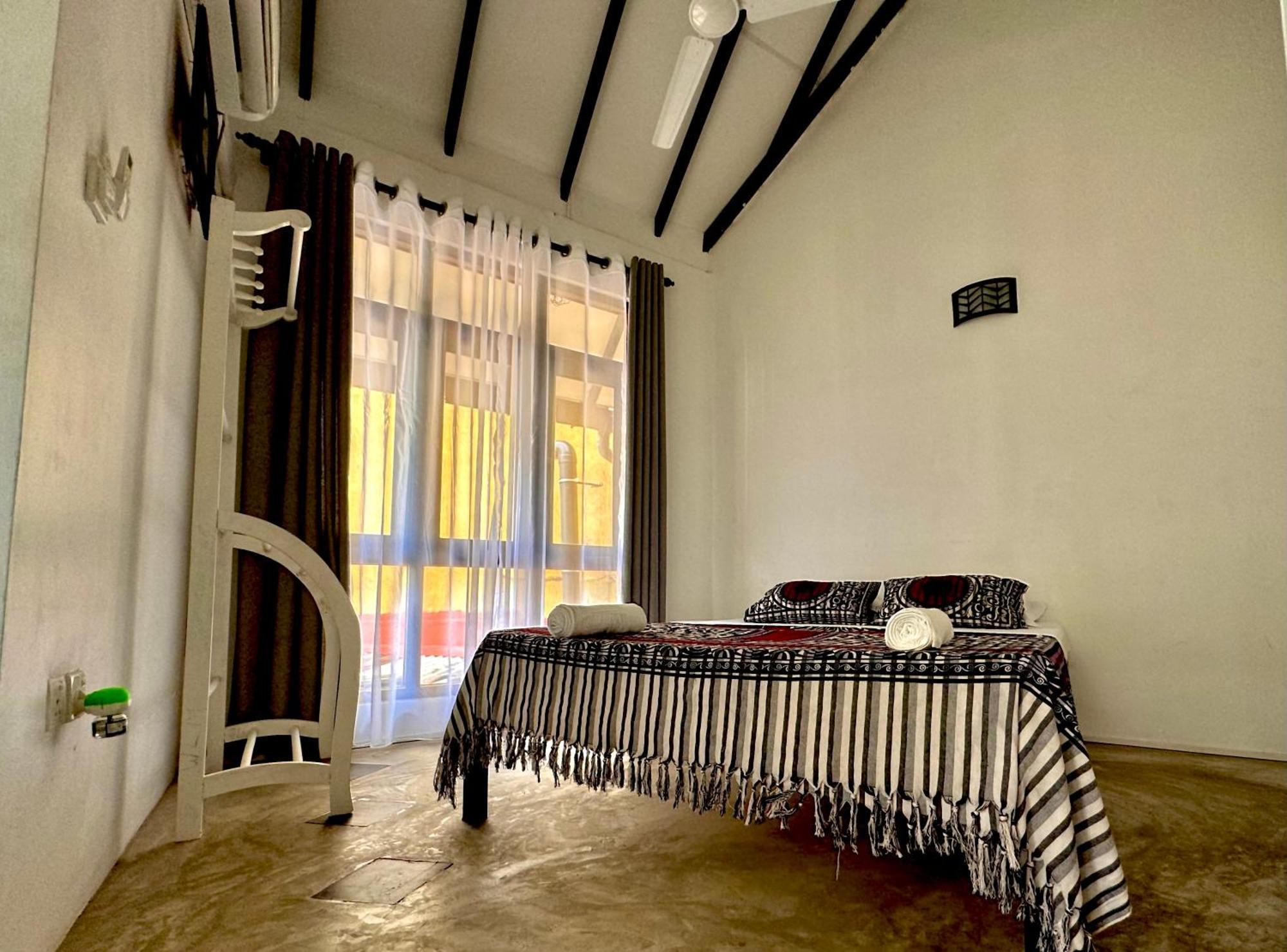 Neo Bay Hotel Weligama Eksteriør billede